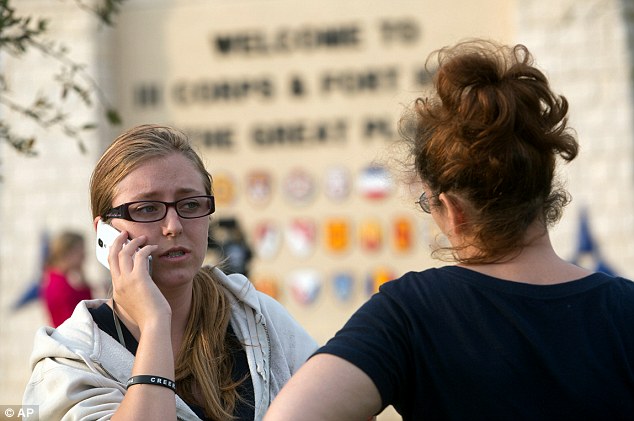 Hiện trường vụ xả súng kinh hoàng tại căn cứ quân sự của Mỹ