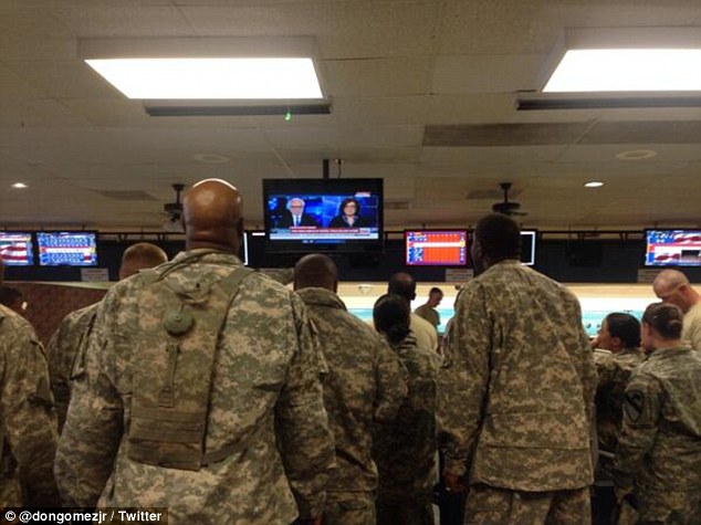 Hiện trường vụ xả súng kinh hoàng tại căn cứ quân sự của Mỹ