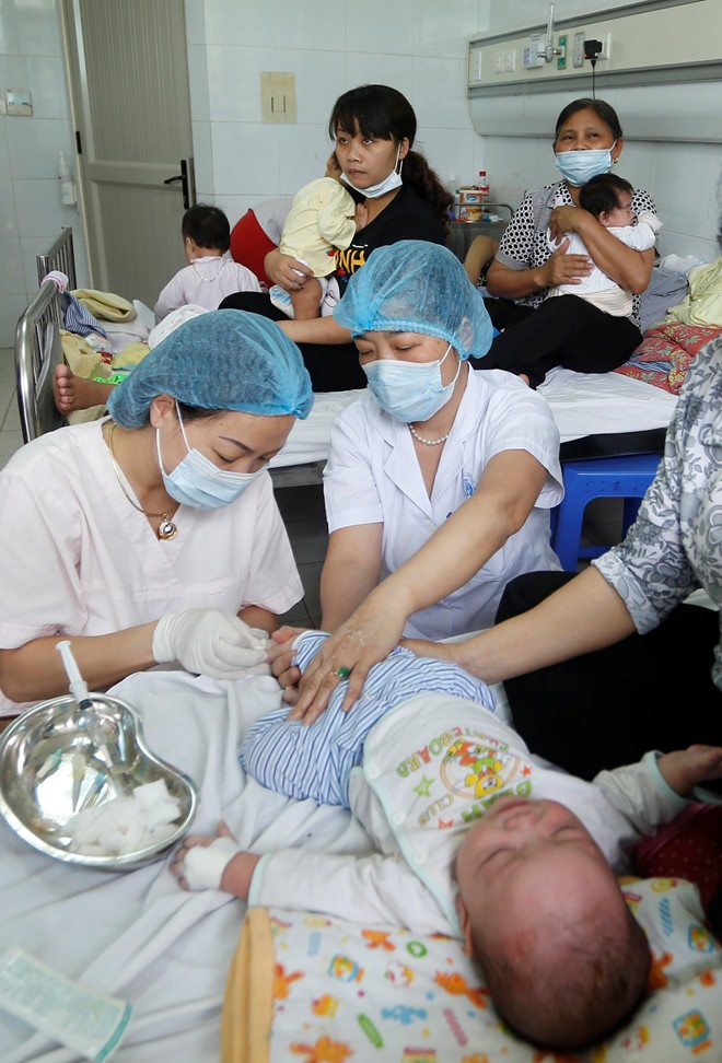 Dịch sởi nặng nhất trong hàng thập kỷ ở Việt Nam