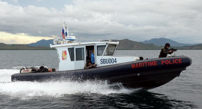 Philippines bắt giữ tàu Trung Quốc đánh cá lậu Philippines bắt giữ tàu Trung Quốc đánh cá lậu