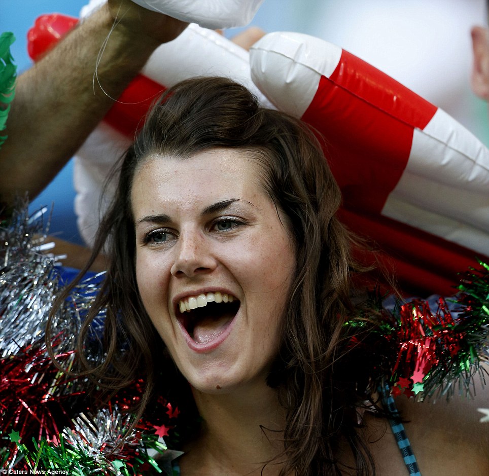 Những “bóng hồng” quyến rũ cuồng nhiệt World Cup 2014