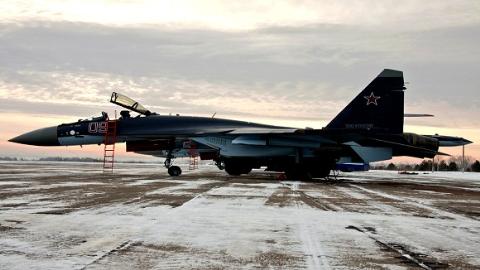 Trung Quốc mua Su-35: Mũi tên trúng nhiều đích