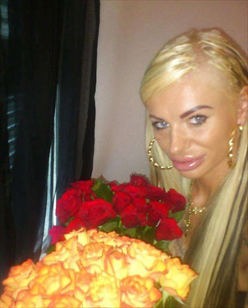 Cô gái bỗng nổi tiếng vì 