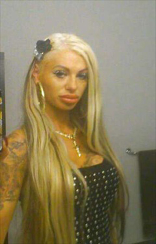 Cô gái bỗng nổi tiếng vì 