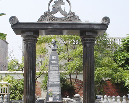 Đại gia chơi ngông, chi triệu đô mua quan tài, xây mộ... chờ chết