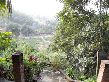 Đại gia chơi ngông, chi triệu đô mua quan tài, xây mộ... chờ chết