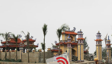 Đại gia chơi ngông, chi triệu đô mua quan tài, xây mộ... chờ chết