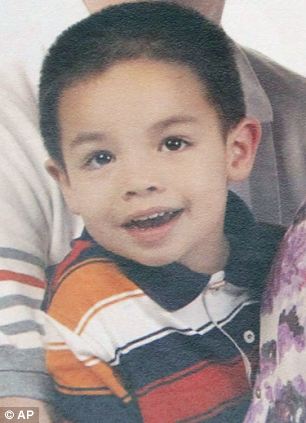 Xót xa nụ cười của những nạn nhân nhỏ tuổi trên MH17