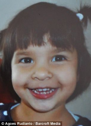 Xót xa nụ cười của những nạn nhân nhỏ tuổi trên MH17