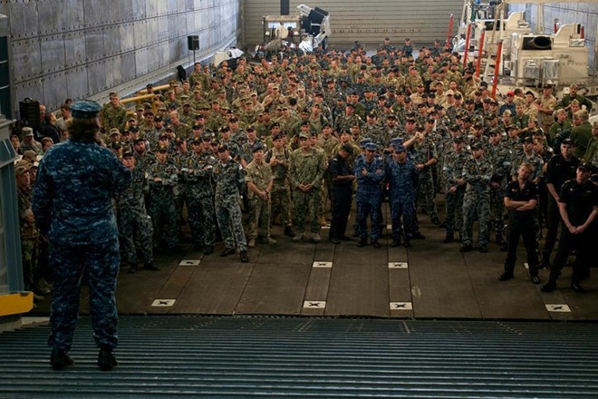 Quang cảnh tàu chiến chờ cuộc tập trận lớn nhất thế giới