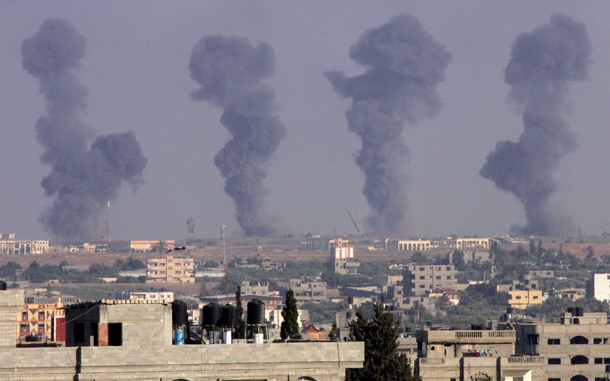 Quân đội Israel không kích Dải Gaza