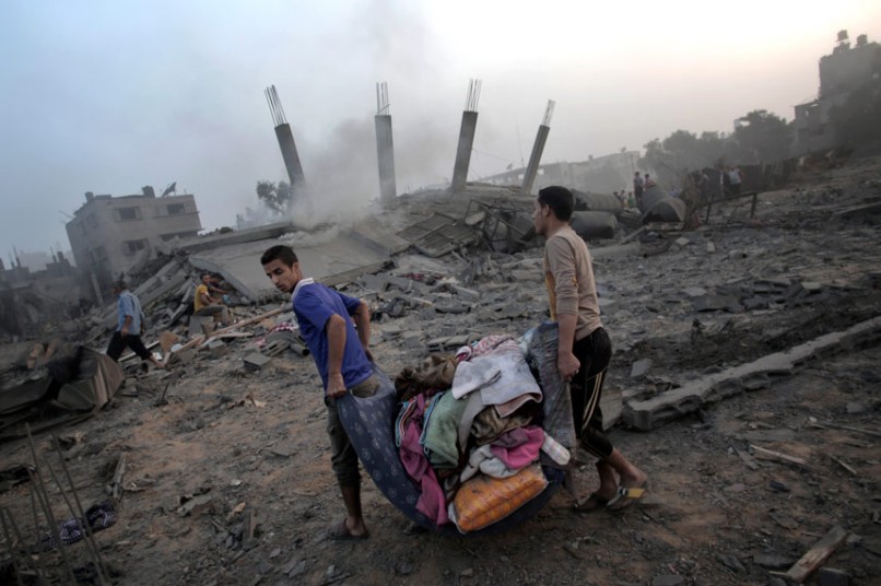 Quân đội Israel không kích Dải Gaza