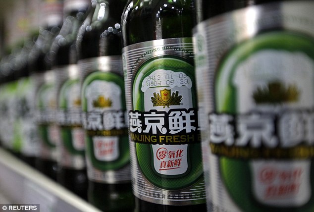 Trung Quốc: Kinh hoàng phát hiện thuốc cường dương hòa lẫn rượu Trung Quốc: Kinh hoàng phát hiện thuốc cường dương hòa lẫn rượu