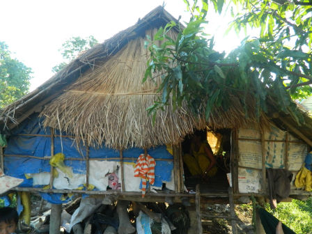 Bữa cơm đưa muộn tố cáo người cha dượng đồi bại Bữa cơm đưa muộn tố cáo người cha dượng đồi bại