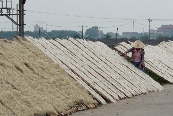 Rùng mình những thực phẩm bẩn bày bán trên thị trường Rùng mình những thực phẩm bẩn bày bán trên thị trường