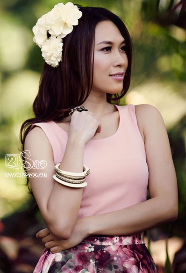 Nhan sắc nguyên bản chưa qua phẫu thuật thẩm mỹ của Thủy Tiên Nhan sắc nguyên bản chưa qua phẫu thuật thẩm mỹ của Thủy Tiên