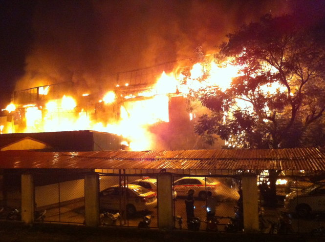 Cháy bar Luxury: Công an lên tiếng về việc cản trở phóng viên Cháy bar Luxury: Công an lên tiếng về việc cản trở phóng viên