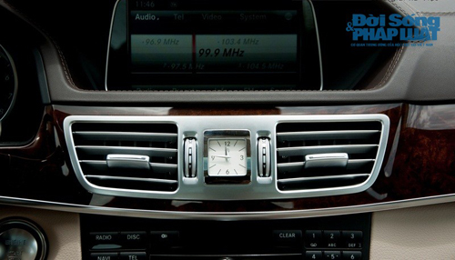 Mercedes E400 lịch lãm, sang trọng giá hấp dẫn