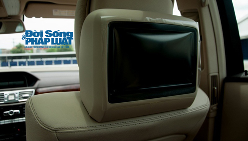 Mercedes E400 lịch lãm, sang trọng giá hấp dẫn