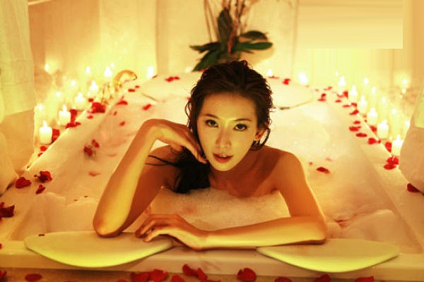 Mỹ nhân Hoa ngữ trút bỏ xiêm y nude tuyệt đẹp trên màn ảnh-1