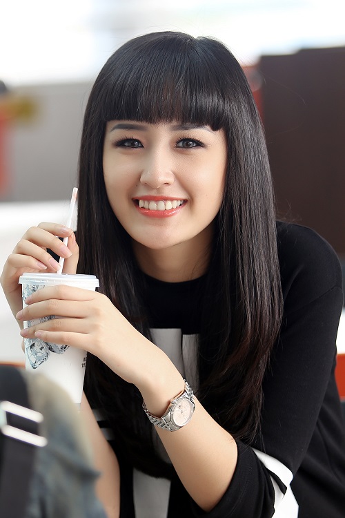 Mai Phương Thúy lạ lẫm với tóc Cleopatra-3