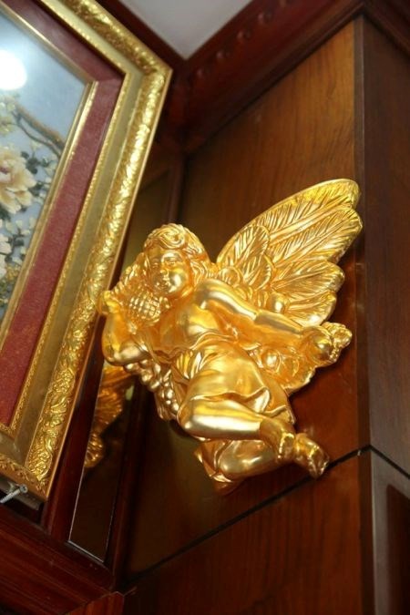 Biệt thự mạ vàng 24K của đại gia tuổi ngựa ở Hà Nội Biệt thự mạ vàng 24K của đại gia tuổi ngựa ở Hà Nội