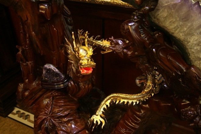 Biệt thự mạ vàng 24K của đại gia tuổi ngựa ở Hà Nội Biệt thự mạ vàng 24K của đại gia tuổi ngựa ở Hà Nội