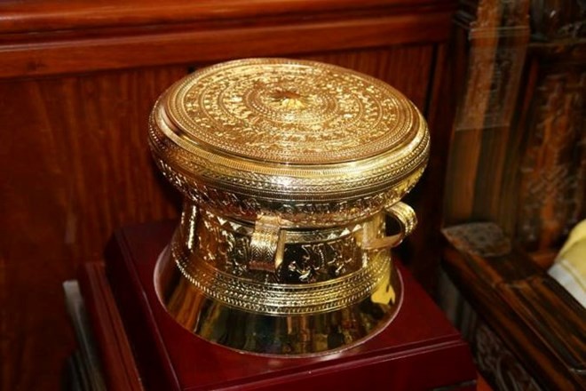 Biệt thự mạ vàng 24K của đại gia tuổi ngựa ở Hà Nội Biệt thự mạ vàng 24K của đại gia tuổi ngựa ở Hà Nội