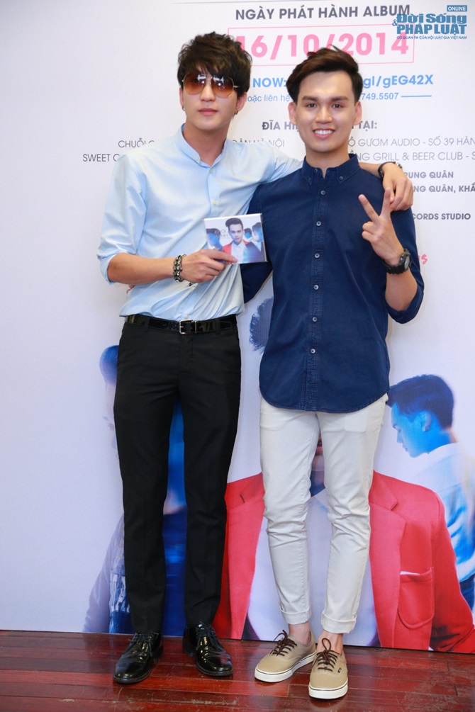 Dàn sao mừng Nguyễn Trần Trung Quân ra mắt Album 