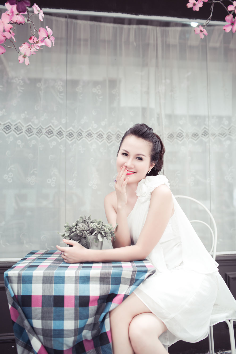 Hé lộ những thí sinh Hoa hậu Việt Nam 5 Hé lộ những thí sinh Hoa hậu Việt Nam 5