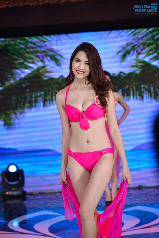 Thí sinh Hoa hậu Việt Nam khoe dáng ngọc trong trang phục áo tắm