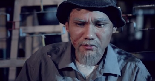 Khắc Việt bị thí sinh Hoa khôi áo dài phản bội Khắc Việt bị thí sinh Hoa khôi áo dài phản bội