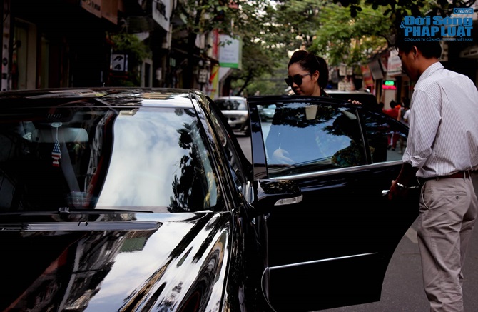 Bảo Trâm Idol được đưa đón bằng xế sang 4 tỷ