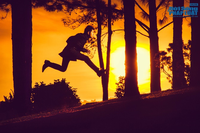 Halloween: Trọng Khương hóa ma cà rồng trong bộ ảnh mới