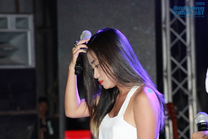 Bài hát yêu thích tháng 10: Nhật Thu, Phi Nhung giản dị tập nhạc