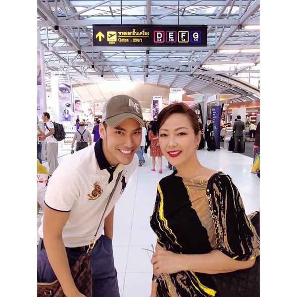 Gia tộc giàu khủng khiếp của NTK Lý Quý Khánh Gia tộc giàu khủng khiếp của NTK Lý Quý Khánh