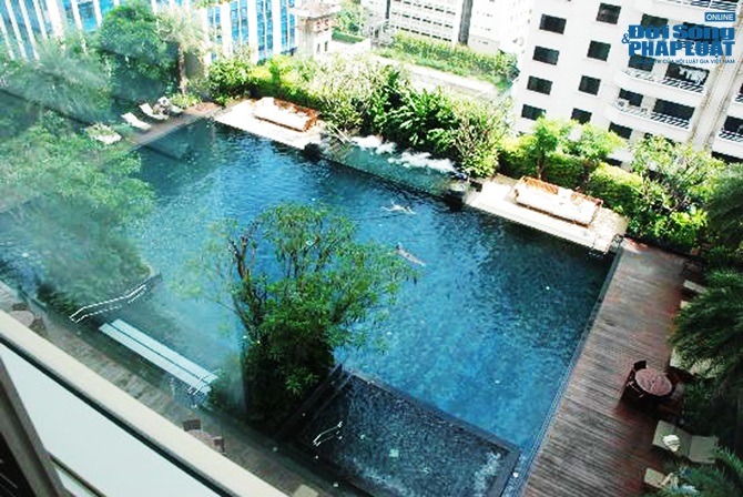 Nathan Lee khoe căn hộ hạng sang trong khách sạn 5 sao Nathan Lee khoe căn hộ hạng sang trong khách sạn 5 sao