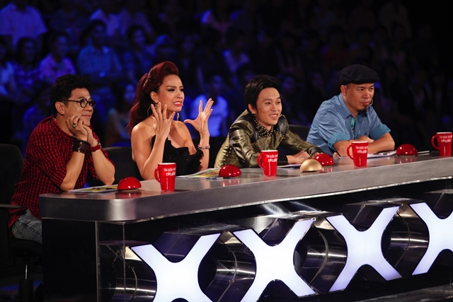 Vietnam’s Got Talent tập 6: Cười vỡ bụng với TS nói mà không nói