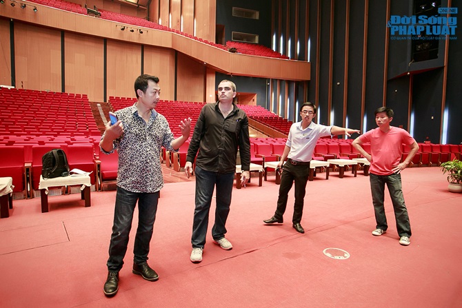 Hé lộ sân khấu hoành tráng liveshow Vân Sơn tại Hà Nội