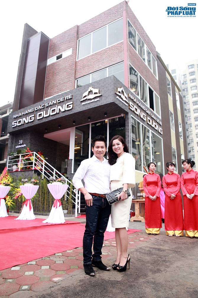 NSND Quang Thọ mừng học trò cũ Trọng Tấn lên chức ông chủ 