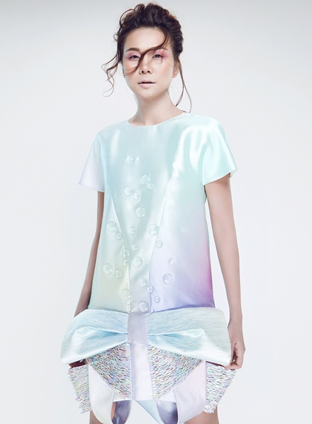 Thanh Hằng hóa cư dân đến từ tương lai Thanh Hằng hóa cư dân đến từ tương lai