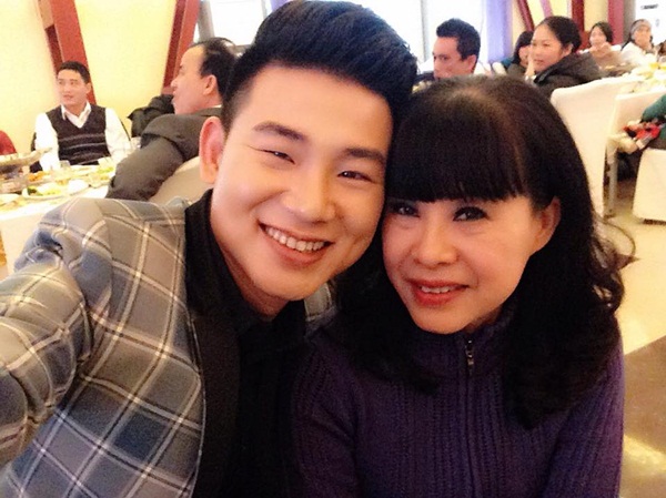 Thái Thùy Linh bí mật tổ chức lễ ăn hỏi Thái Thùy Linh bí mật tổ chức lễ ăn hỏi