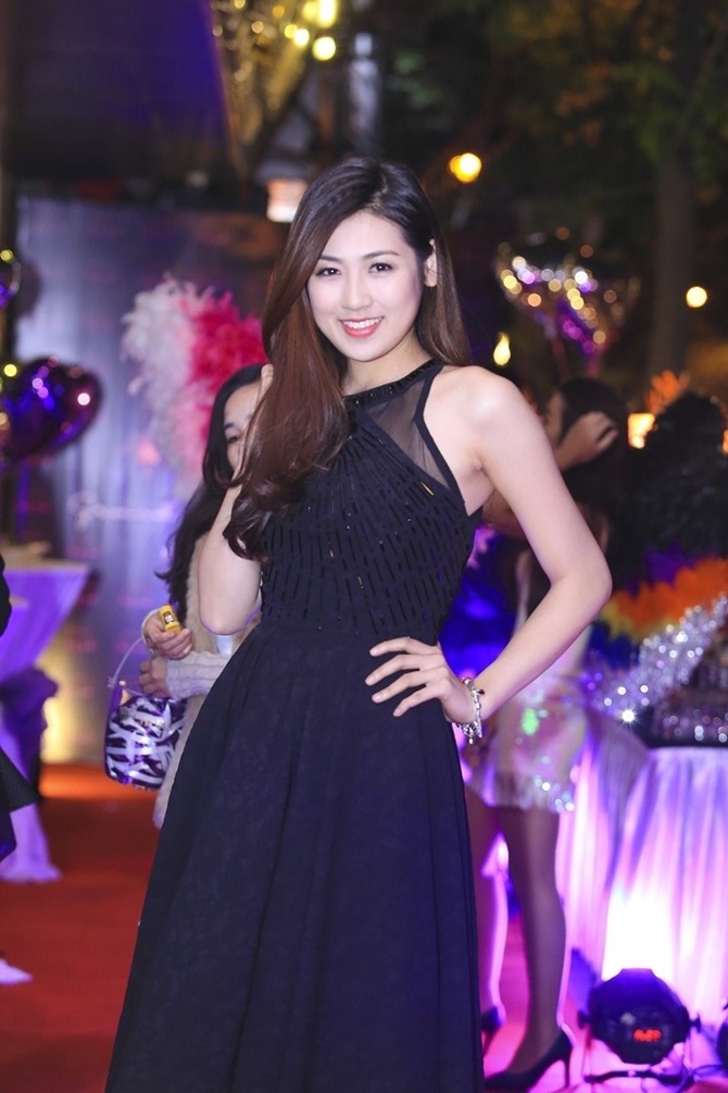 Dàn sao hội ngộ mừng MC Thái Dũng lên chức ông chủ