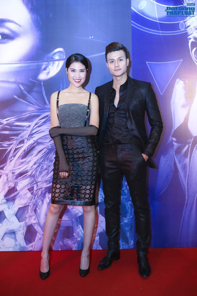 Trang Trần - Đông Nhi: Môi thâm, môi tím vẫn xinh đẹp cá tính