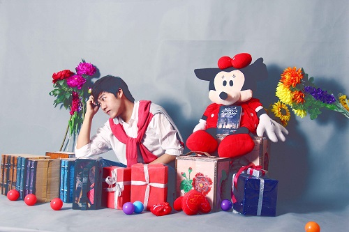 Sơn Paris ra mắt tiểu thuyết 16+ “mở đường” cho ngôn tình Việt