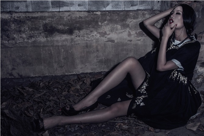 Lâm Thùy Anh uy quyền trong bộ ảnh mang phong cách hoàng tộc Lâm Thùy Anh uy quyền trong bộ ảnh mang phong cách hoàng tộc