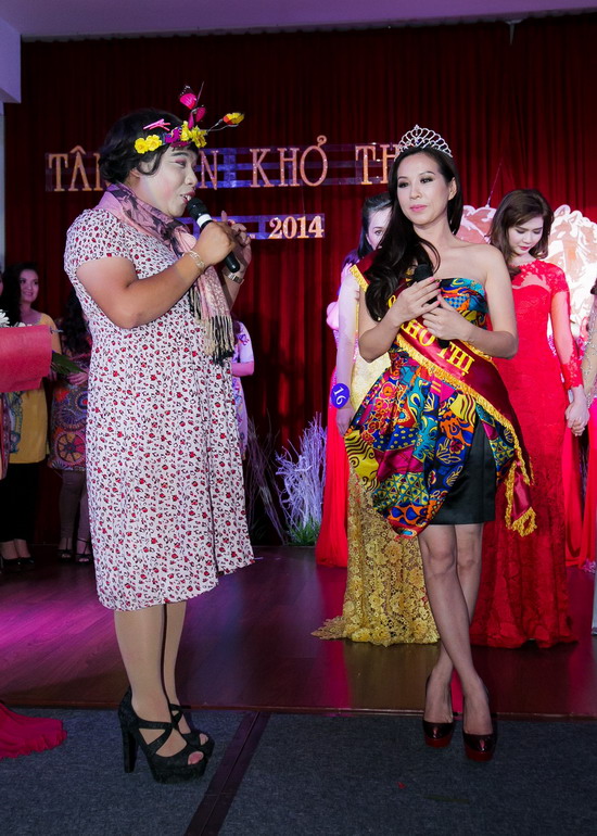  Hoa hậu Thu Hoài: 