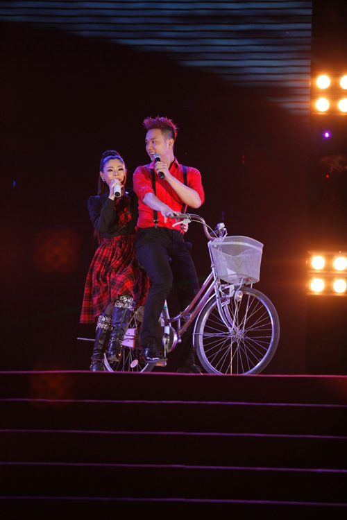 Thanh Thảo suýt ngất sau khi hôn đắm đuối 