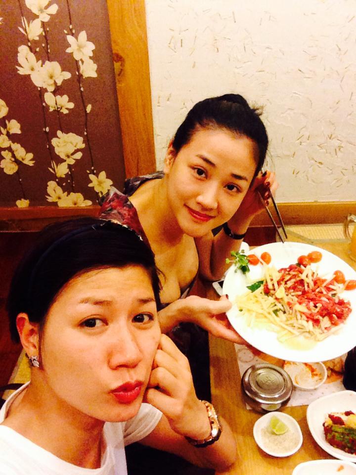 Cao Thùy Linh: Chụp hình khoe thân làm kỷ niệm cho năm tuổi