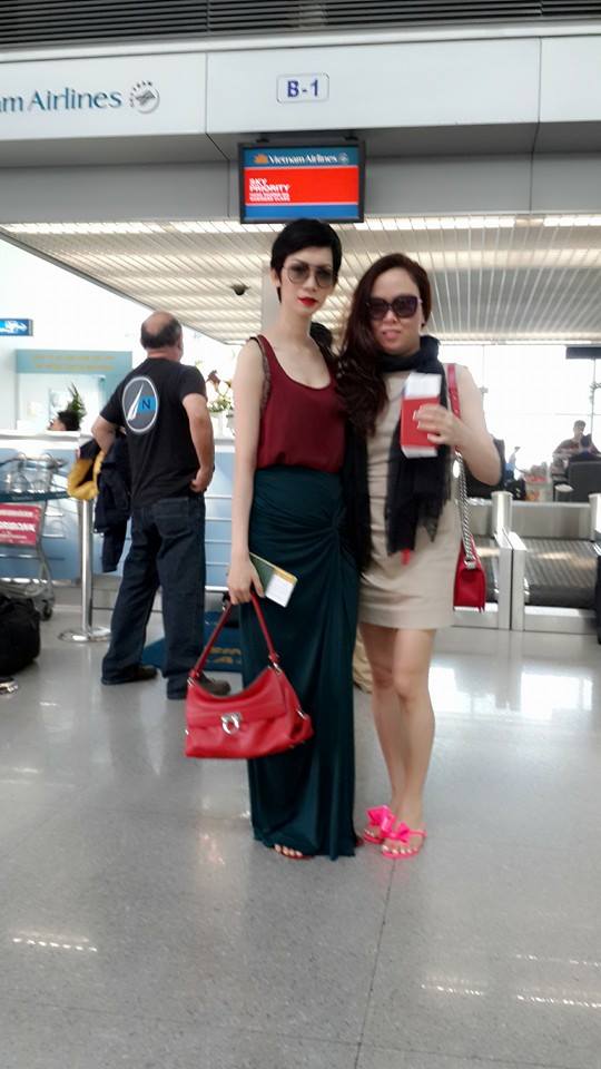 Cao Thùy Linh: Chụp hình khoe thân làm kỷ niệm cho năm tuổi